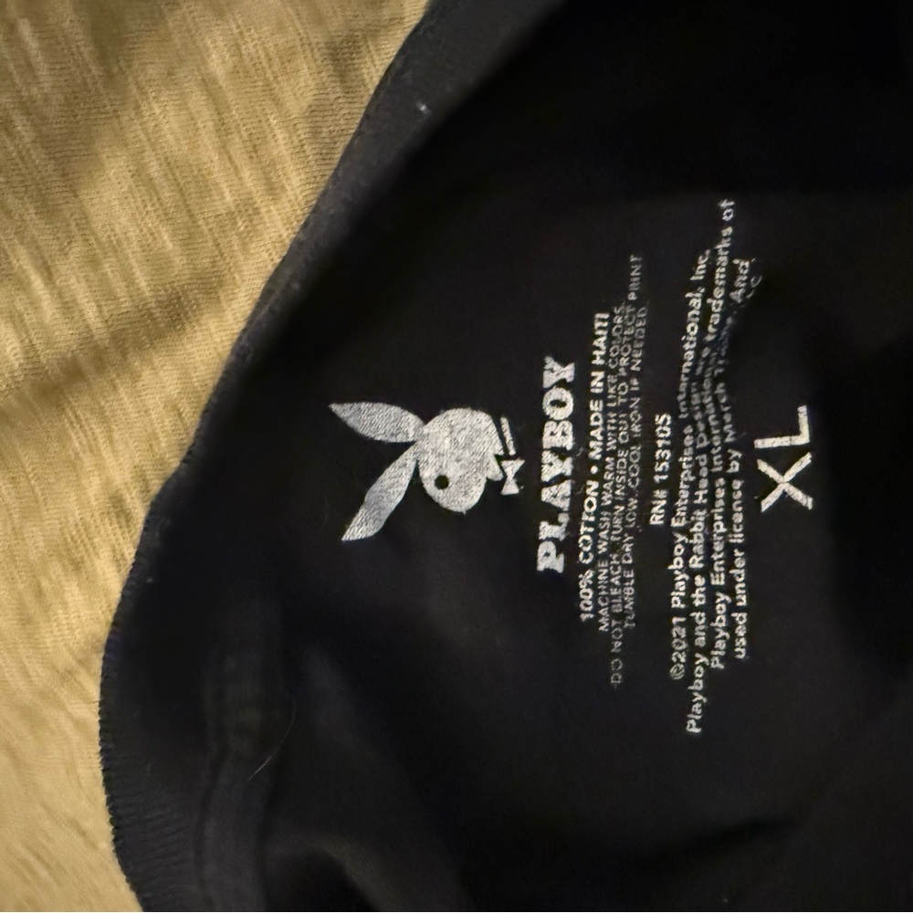 XL Bunny Tee - Picture 3 of 3
